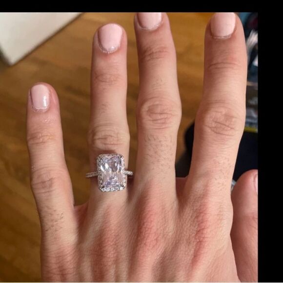 Sterling Silver Simulated Diamond White Sapphire Ring - Picture 5 of 6